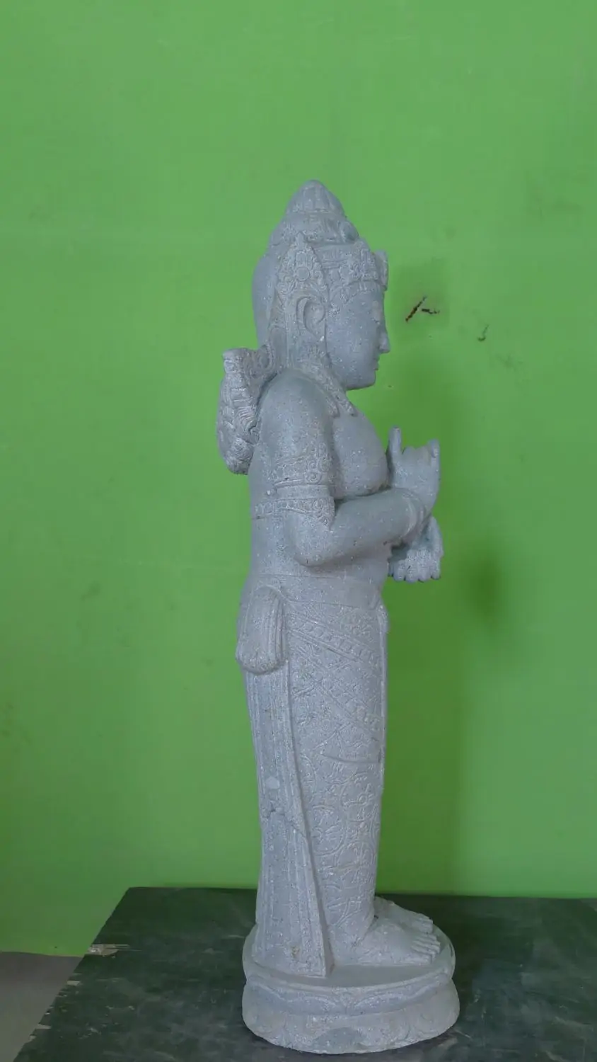  Product image 6 of the product “Standing Dewi Sri, “Turning of the Wheel”, 100cm Height, Riverstone, Stone Dewi Sri ”